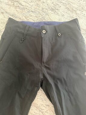 686 / Dickies Black Pinstripe Women's Ski/snowboard pants